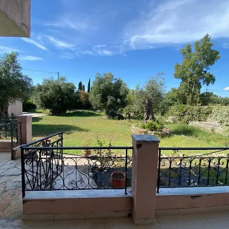 Elaia Garden House Apartment